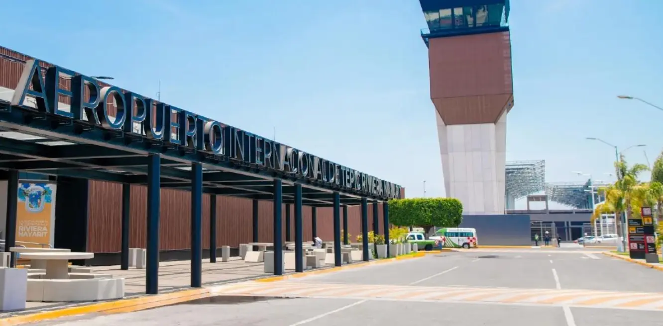 Refuerzan vigilancia sanitaria en el Aeropuerto Internacional Tepic-Riviera Nayarit